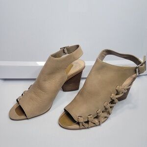 Elegant Tan Women's Heeled Sandals